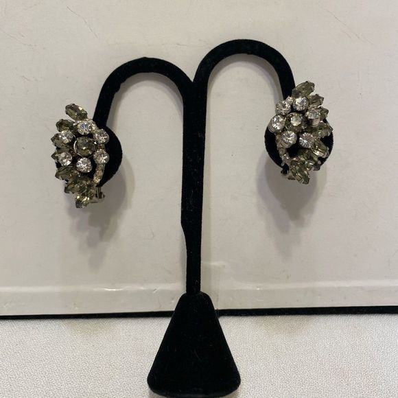 Vintage Weiss Rhinestone Brooch And Earrings Set - Picture 7 of 14